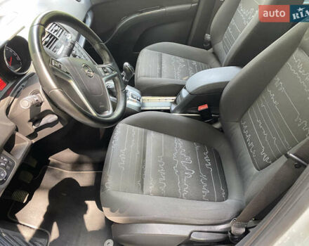 Білий Опель Меріва, об'ємом двигуна 1.4 л та пробігом 109 тис. км за 8300 $, фото 26 на Automoto.ua