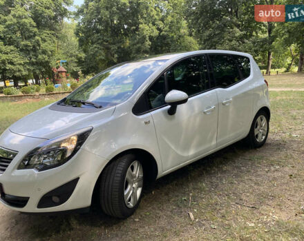 Білий Опель Меріва, об'ємом двигуна 1.4 л та пробігом 109 тис. км за 8300 $, фото 17 на Automoto.ua