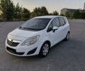 Белый Опель Мерива, объемом двигателя 1.25 л и пробегом 228 тыс. км за 5000 $, фото 38 на Automoto.ua
