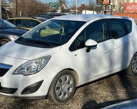 Белый Опель Мерива, объемом двигателя 1.3 л и пробегом 187 тыс. км за 6499 $, фото 2 на Automoto.ua