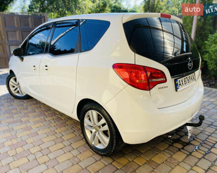 Опель Мерива 2013 в Харькове на Automoto.ua Белый Опель Мерива, объемом двигателя 1.69 л и пробегом 241 тыс. км за 6800 $, фото 1 на Automoto.ua