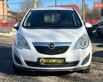 Белый Опель Мерива, объемом двигателя 1.3 л и пробегом 187 тыс. км за 6499 $, фото 1 на Automoto.ua