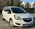 Белый Опель Мерива, объемом двигателя 1.6 л и пробегом 189 тыс. км за 8100 $, фото 1 на Automoto.ua