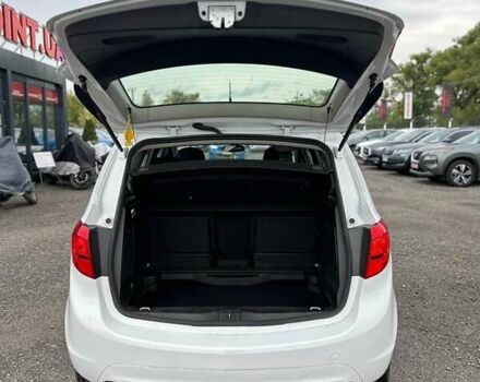 Опель Мерива 2014 в Буче на Automoto.ua Белый Опель Мерива, объемом двигателя 1.6 л и пробегом 189 тыс. км за 8999 $, фото 9 на Automoto.ua