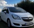 Белый Опель Мерива, объемом двигателя 1.6 л и пробегом 270 тыс. км за 8000 $, фото 3 на Automoto.ua