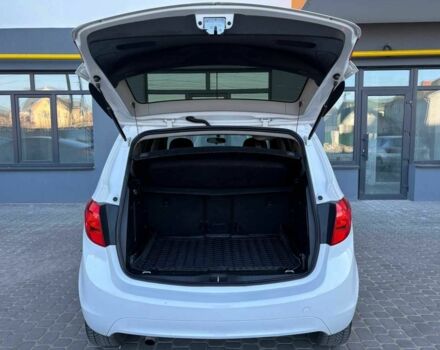 Белый Опель Мерива, объемом двигателя 1.6 л и пробегом 251 тыс. км за 7999 $, фото 14 на Automoto.ua