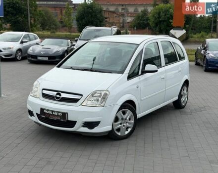 Белый Опель Мерива, объемом двигателя 1.7 л и пробегом 182 тыс. км за 5000 $, фото 1 на Automoto.ua