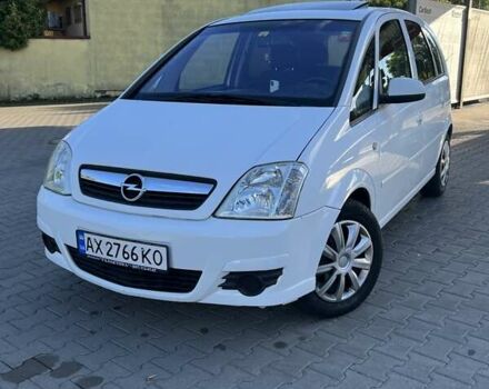 Белый Опель Мерива, объемом двигателя 1.6 л и пробегом 160 тыс. км за 4200 $, фото 1 на Automoto.ua