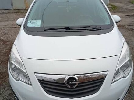 Білий Опель Меріва, об'ємом двигуна 1.25 л та пробігом 250 тис. км за 6500 $, фото 1 на Automoto.ua