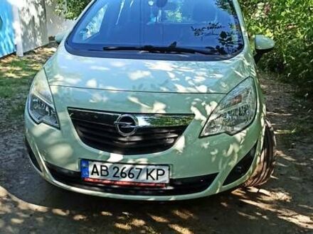 Білий Опель Меріва, об'ємом двигуна 1.36 л та пробігом 200 тис. км за 8700 $, фото 1 на Automoto.ua
