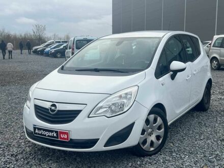 Білий Опель Меріва, об'ємом двигуна 1.7 л та пробігом 210 тис. км за 5000 $, фото 1 на Automoto.ua