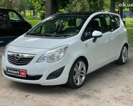 Белый Опель Мерива, объемом двигателя 1.4 л и пробегом 273 тыс. км за 7990 $, фото 1 на Automoto.ua