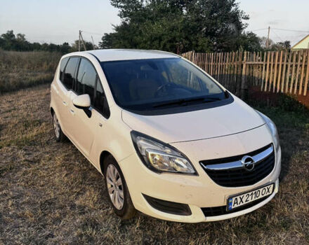 Белый Опель Мерива, объемом двигателя 1.6 л и пробегом 270 тыс. км за 7700 $, фото 1 на Automoto.ua