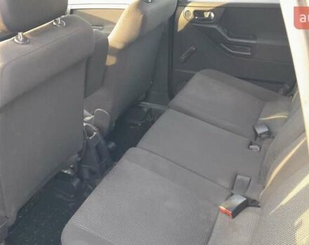 Бежевый Опель Мерива, объемом двигателя 1.6 л и пробегом 189 тыс. км за 5000 $, фото 32 на Automoto.ua