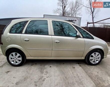 Бежевый Опель Мерива, объемом двигателя 1.6 л и пробегом 206 тыс. км за 4350 $, фото 6 на Automoto.ua