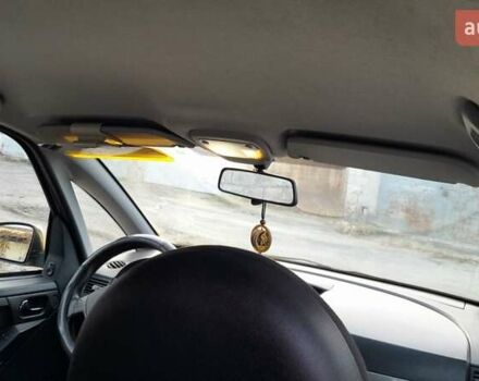 Бежевый Опель Мерива, объемом двигателя 1.6 л и пробегом 189 тыс. км за 5000 $, фото 8 на Automoto.ua