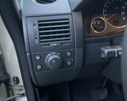 Бежевый Опель Мерива, объемом двигателя 1.6 л и пробегом 163 тыс. км за 4690 $, фото 9 на Automoto.ua