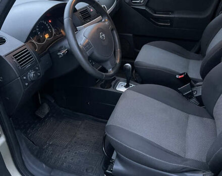 Бежевый Опель Мерива, объемом двигателя 0 л и пробегом 164 тыс. км за 4580 $, фото 5 на Automoto.ua