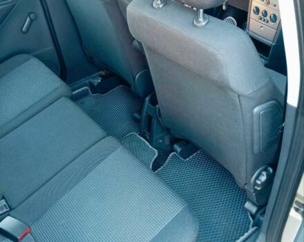 Бежевый Опель Мерива, объемом двигателя 1.6 л и пробегом 146 тыс. км за 4750 $, фото 7 на Automoto.ua