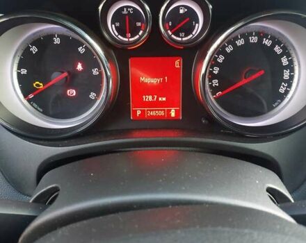 Бежевый Опель Мерива, объемом двигателя 1.69 л и пробегом 247 тыс. км за 7900 $, фото 3 на Automoto.ua