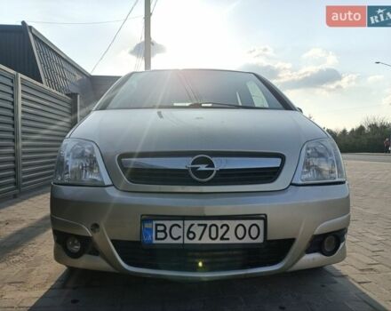 Бежевый Опель Мерива, объемом двигателя 1.6 л и пробегом 200 тыс. км за 3950 $, фото 1 на Automoto.ua