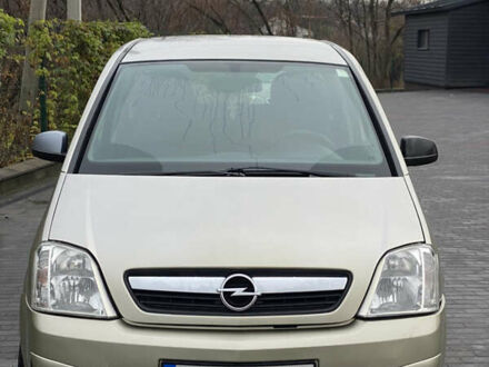 Бежевий Опель Меріва, об'ємом двигуна 1.6 л та пробігом 197 тис. км за 4000 $, фото 1 на Automoto.ua