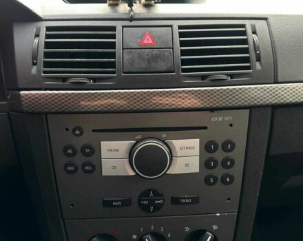 Опель Мерива 2006 в Киеве на Automoto.ua Черный Опель Мерива, объемом двигателя 0 л и пробегом 262 тыс. км за 5290 $, фото 21 на Automoto.ua