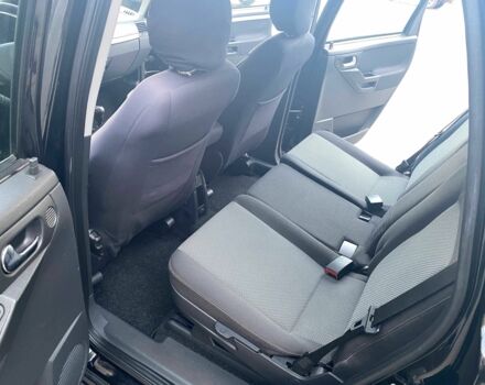 Черный Опель Мерива, объемом двигателя 1.8 л и пробегом 260 тыс. км за 5800 $, фото 14 на Automoto.ua