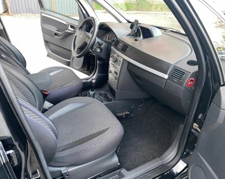 Черный Опель Мерива, объемом двигателя 1.8 л и пробегом 260 тыс. км за 5800 $, фото 11 на Automoto.ua