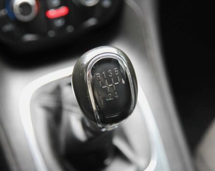 Черный Опель Мерива, объемом двигателя 1.4 л и пробегом 233 тыс. км за 5600 $, фото 19 на Automoto.ua