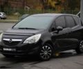 Черный Опель Мерива, объемом двигателя 1.4 л и пробегом 233 тыс. км за 5600 $, фото 1 на Automoto.ua