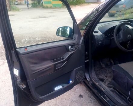 Черный Опель Мерива, объемом двигателя 1.7 л и пробегом 293 тыс. км за 4900 $, фото 10 на Automoto.ua