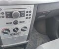 Черный Опель Мерива, объемом двигателя 1.6 л и пробегом 240 тыс. км за 3550 $, фото 9 на Automoto.ua