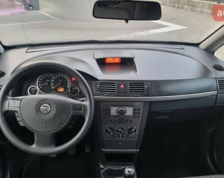 Черный Опель Мерива, объемом двигателя 1.6 л и пробегом 212 тыс. км за 4900 $, фото 16 на Automoto.ua