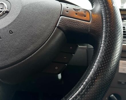 Черный Опель Мерива, объемом двигателя 1.6 л и пробегом 262 тыс. км за 4740 $, фото 26 на Automoto.ua