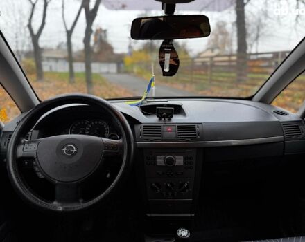 Черный Опель Мерива, объемом двигателя 1.6 л и пробегом 262 тыс. км за 4740 $, фото 19 на Automoto.ua