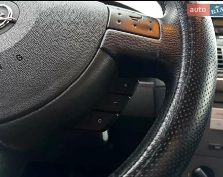 Черный Опель Мерива, объемом двигателя 1.6 л и пробегом 262 тыс. км за 4100 $, фото 13 на Automoto.ua