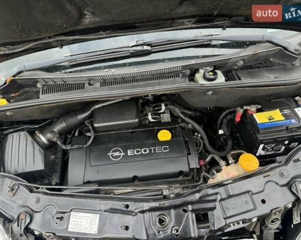 Черный Опель Мерива, объемом двигателя 1.6 л и пробегом 149 тыс. км за 4500 $, фото 17 на Automoto.ua