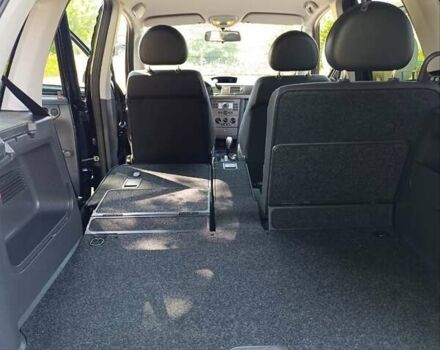 Черный Опель Мерива, объемом двигателя 1.6 л и пробегом 150 тыс. км за 5400 $, фото 21 на Automoto.ua