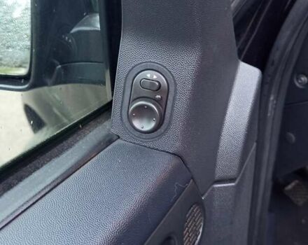 Черный Опель Мерива, объемом двигателя 1.6 л и пробегом 177 тыс. км за 4899 $, фото 14 на Automoto.ua