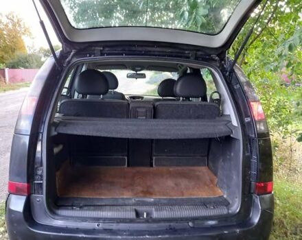 Черный Опель Мерива, объемом двигателя 1.6 л и пробегом 145 тыс. км за 2350 $, фото 10 на Automoto.ua