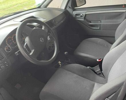 Чорний Опель Меріва, об'ємом двигуна 1.6 л та пробігом 220 тис. км за 4400 $, фото 3 на Automoto.ua