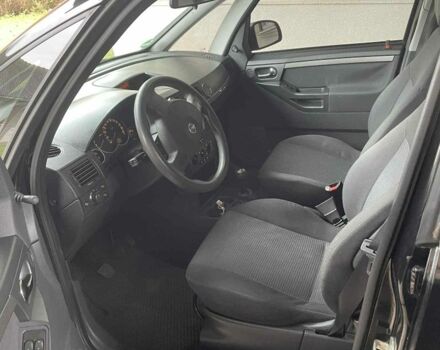 Чорний Опель Меріва, об'ємом двигуна 1.6 л та пробігом 220 тис. км за 4400 $, фото 5 на Automoto.ua