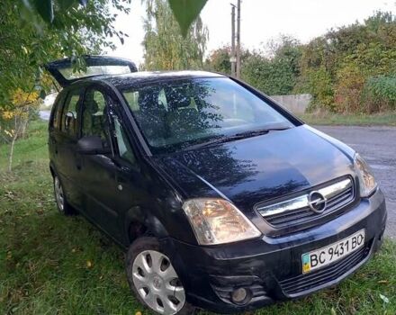 Черный Опель Мерива, объемом двигателя 1.6 л и пробегом 145 тыс. км за 2350 $, фото 11 на Automoto.ua