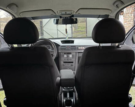 Черный Опель Мерива, объемом двигателя 1.6 л и пробегом 158 тыс. км за 4500 $, фото 21 на Automoto.ua