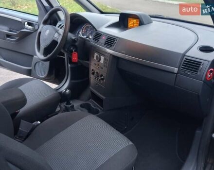Черный Опель Мерива, объемом двигателя 1.6 л и пробегом 177 тыс. км за 4899 $, фото 20 на Automoto.ua