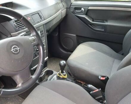 Черный Опель Мерива, объемом двигателя 1.36 л и пробегом 160 тыс. км за 3800 $, фото 13 на Automoto.ua