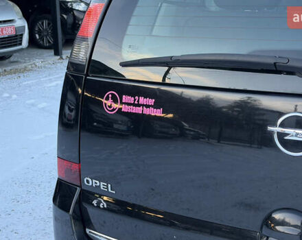 Черный Опель Мерива, объемом двигателя 1.6 л и пробегом 150 тыс. км за 5750 $, фото 7 на Automoto.ua