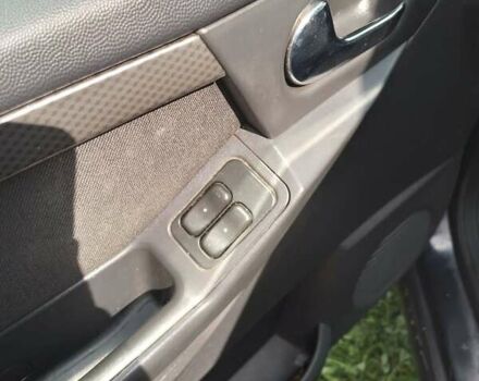 Черный Опель Мерива, объемом двигателя 1.36 л и пробегом 160 тыс. км за 3800 $, фото 12 на Automoto.ua