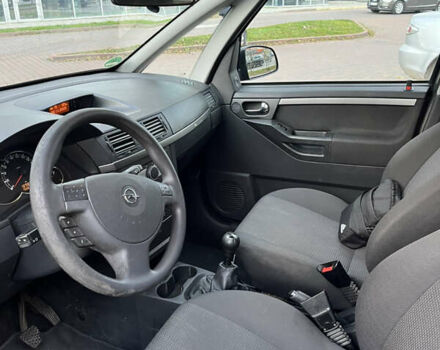 Черный Опель Мерива, объемом двигателя 1.6 л и пробегом 255 тыс. км за 4199 $, фото 13 на Automoto.ua